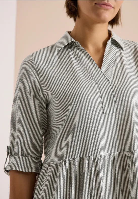 Robe longueur genou en qualité seersucker khaki