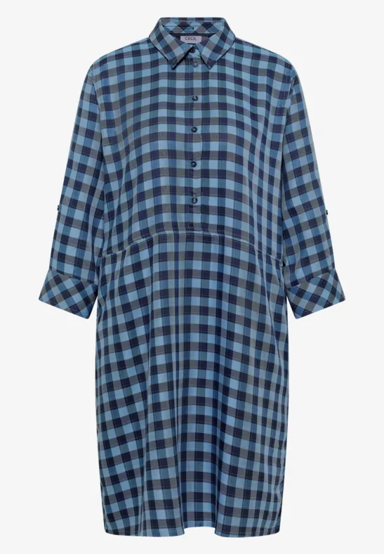 Blau kariertes Hemdkleid mit langen Ärmeln und Knopfleiste.