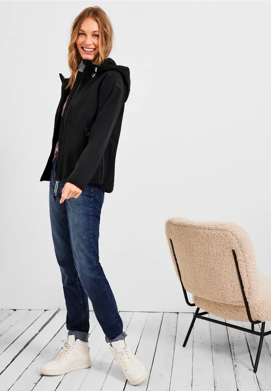 Moderne Softshell Jacke Black