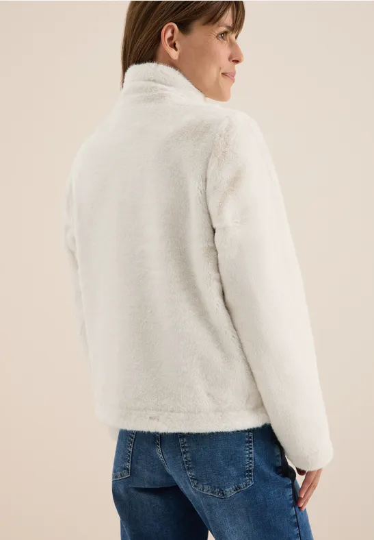 Kurze Fellimitat Jacke vanilla white