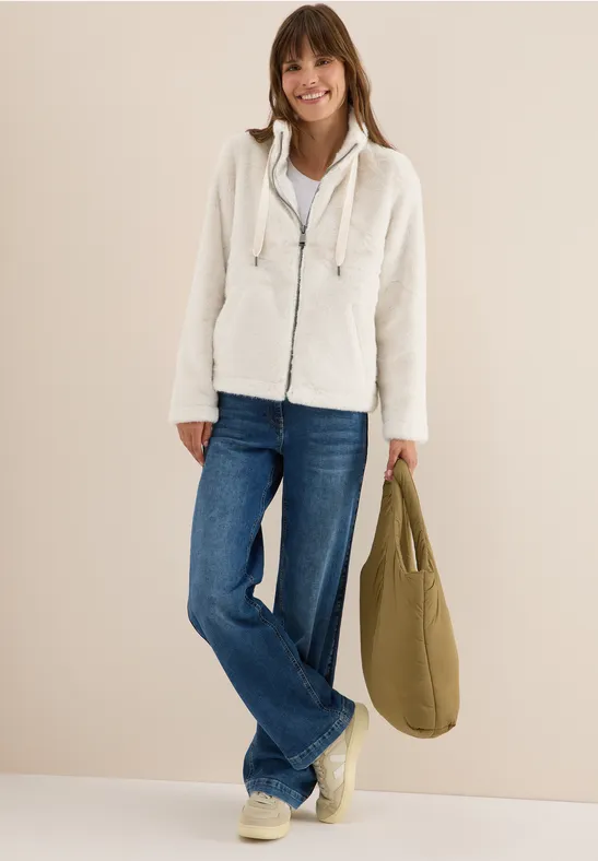 Kurze Fellimitat Jacke vanilla white