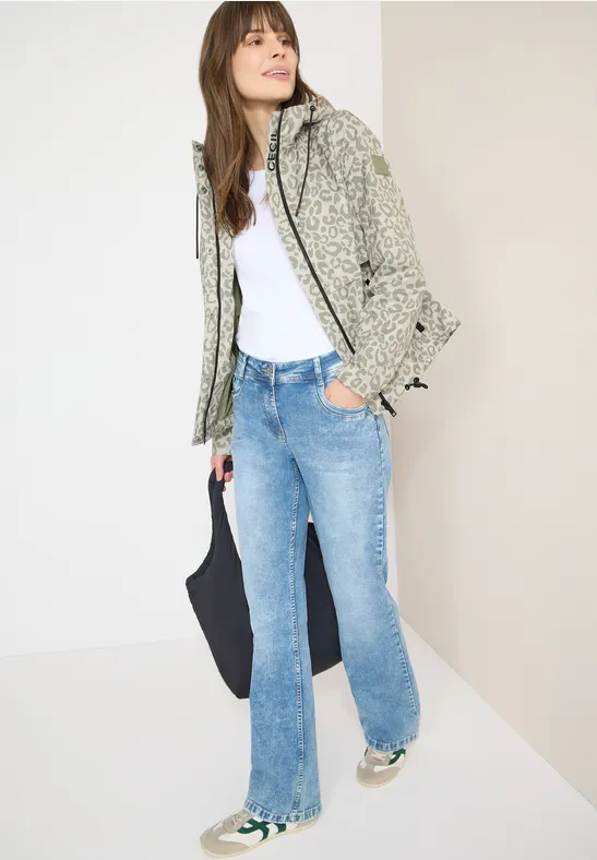 Windbreaker mit Hoodie chlorella green