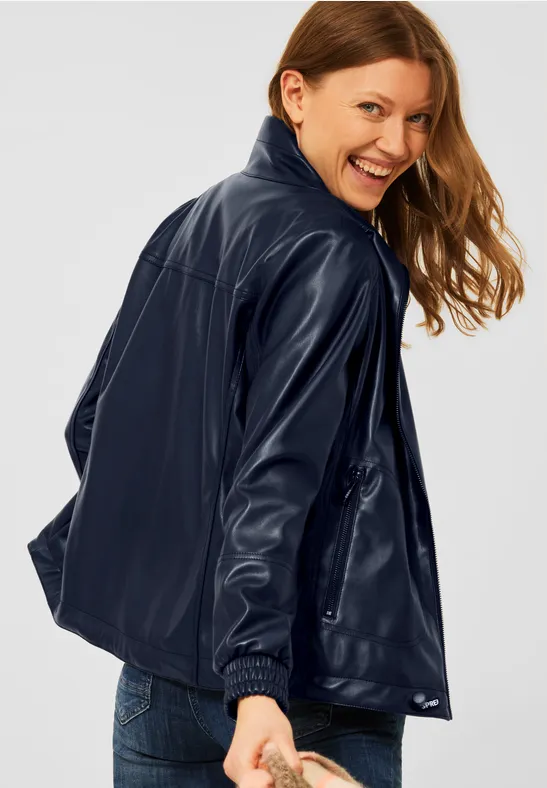 Blouson in Lederoptik deep blue