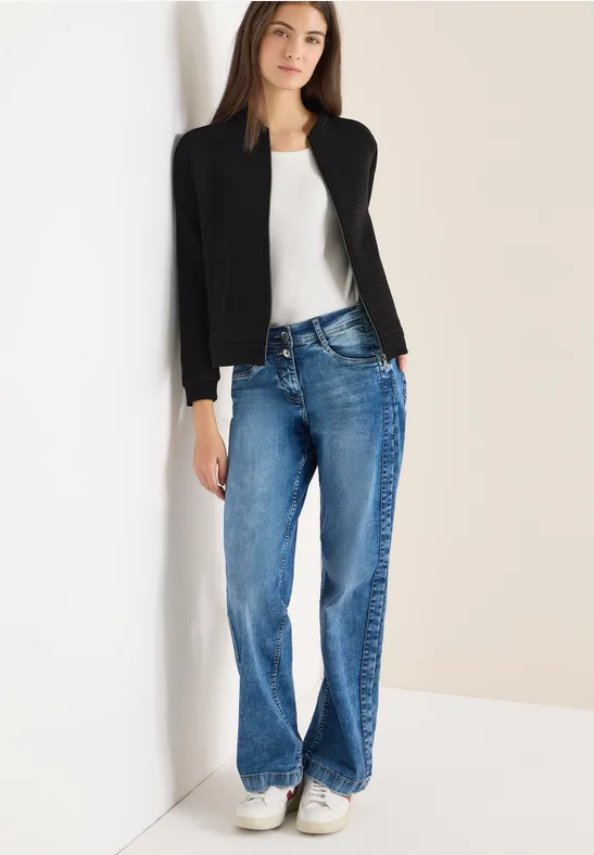 Kurze Strukturjacke Black