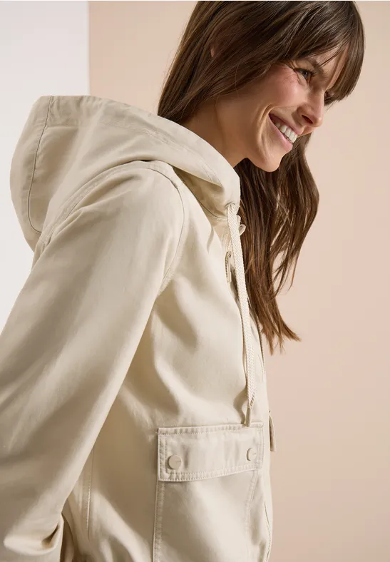 Jacke mit Kapuze und Elastikbund pearl beige