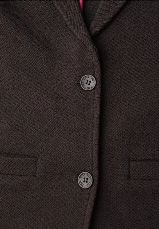 Brauner Blazer aus strukturiertem Stoff mit zwei Knöpfen und seitlichen Taschen.