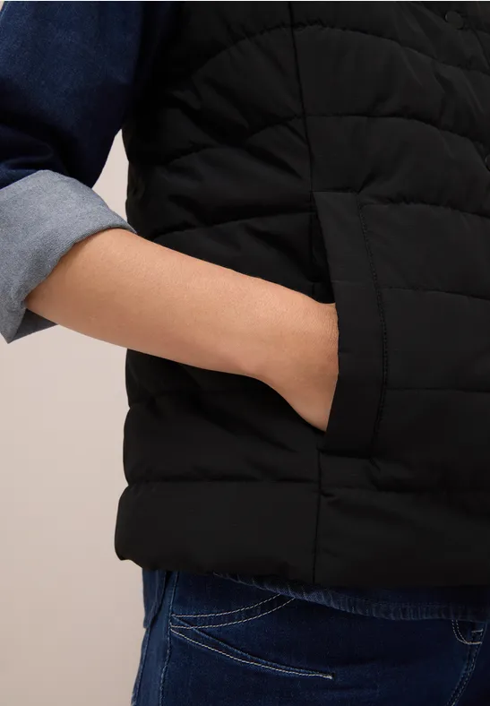 Vest om eronder te dragen Black