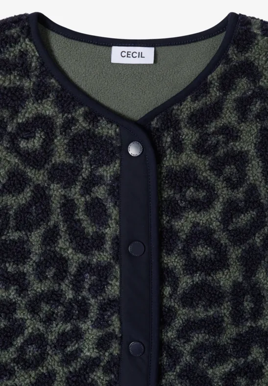 Olivgrüner Cardigan mit Leopardenmuster und schwarzen Besätzen, Knopfleiste und Markenlabel 'CECIL'.