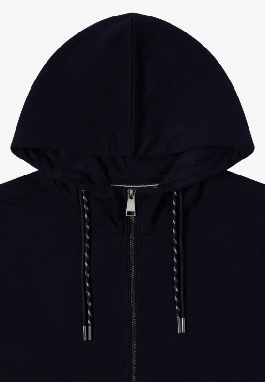 Schwarzer Kapuzenpullover mit Reißverschluss und Kordelzug vorne.