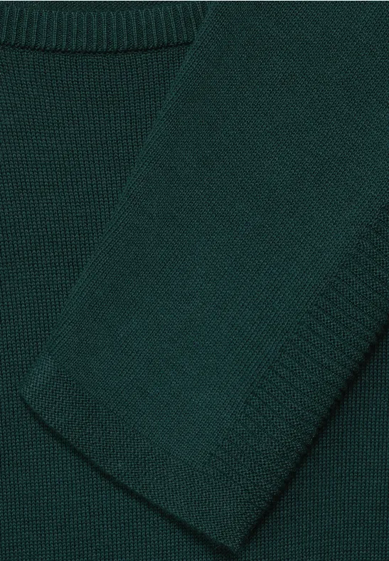 Basic pullover ponderosa pine green
