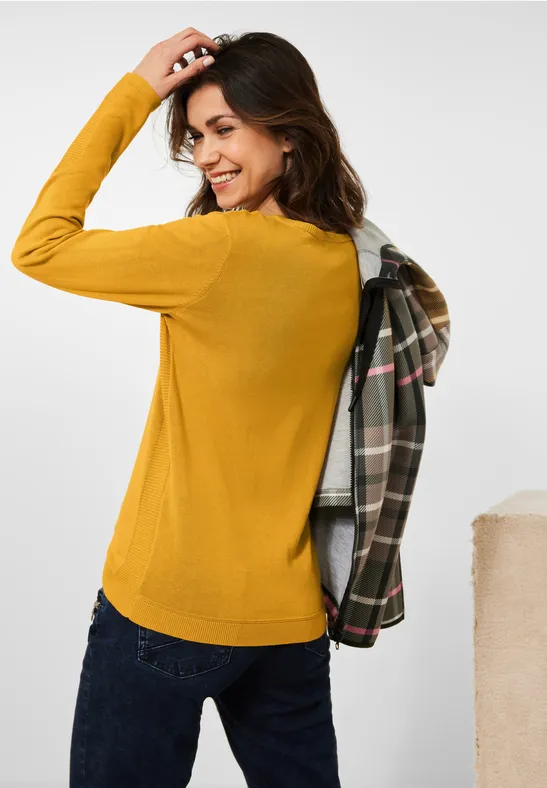 Basic pullover curry yellow