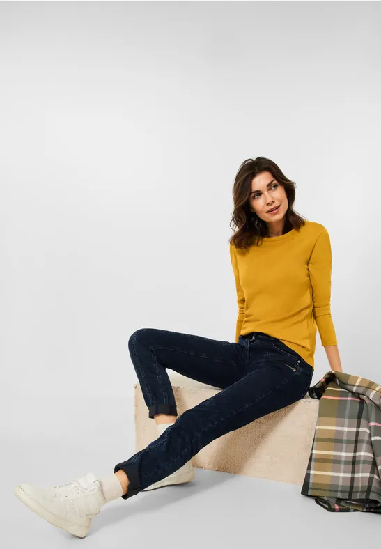 Basic pullover curry yellow