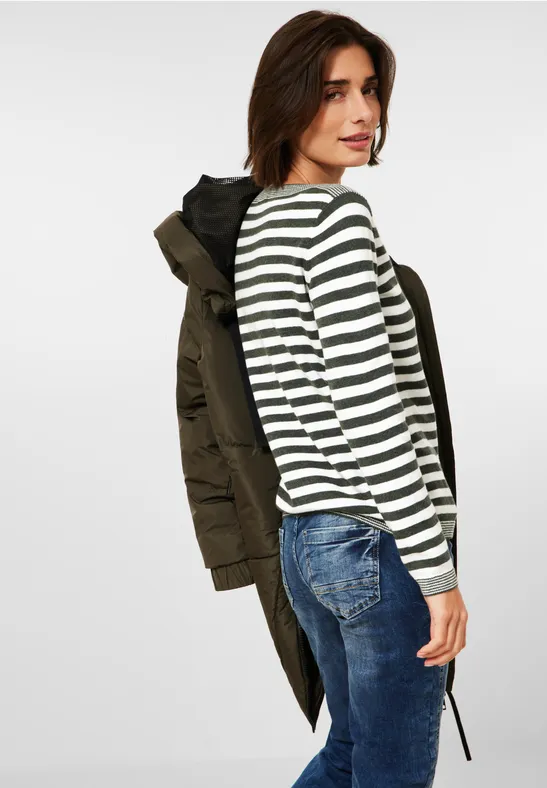 Gestreepte cosy trui deep pine green