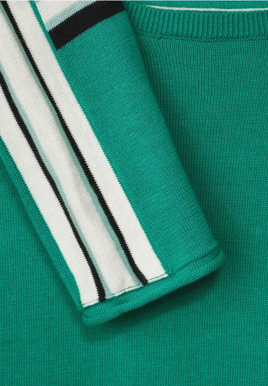 Trui met gestreepte details smaragd green