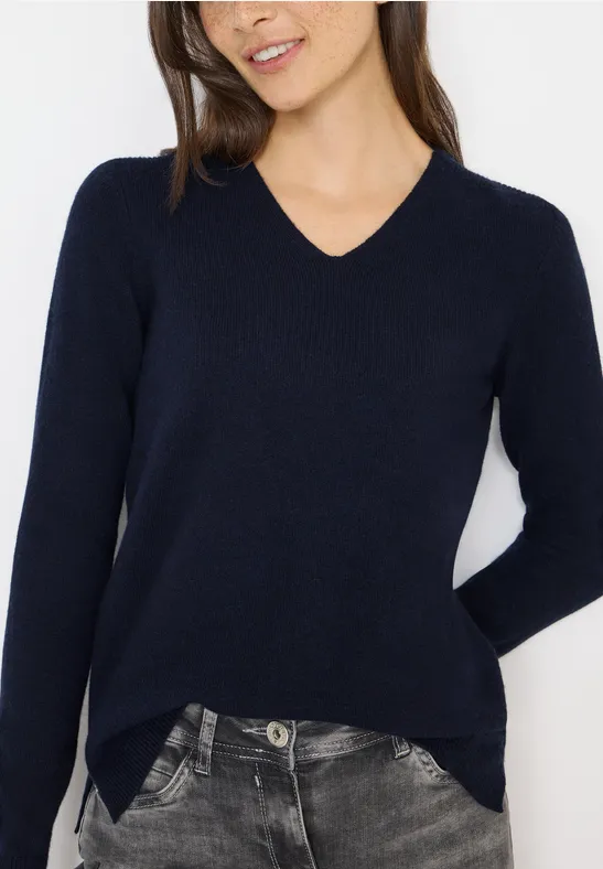 Kuscheliger V-Neck Pullover urban dark blue