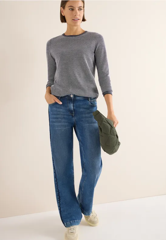 Two-Tone Pullover vanilla white