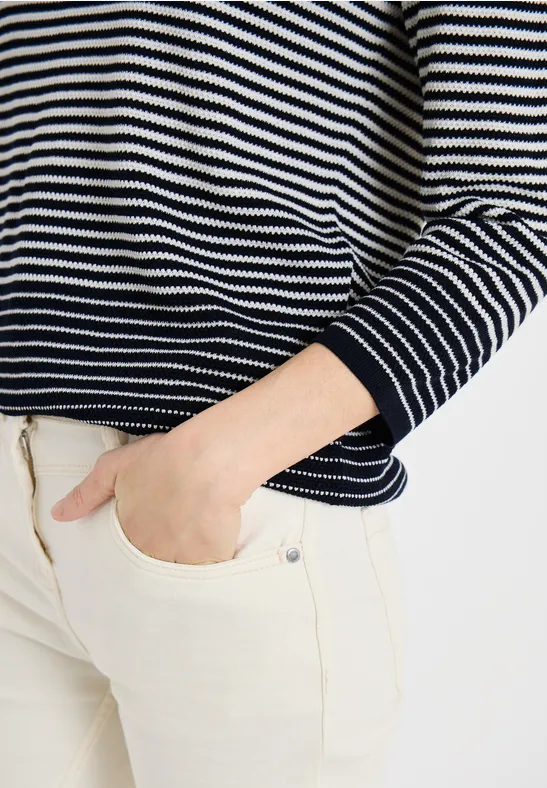 Gestreifter Pullover universal blue