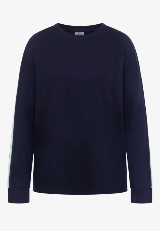 Pull bleu marine à manches longues avec fines bandes bleu clair sur les côtés.