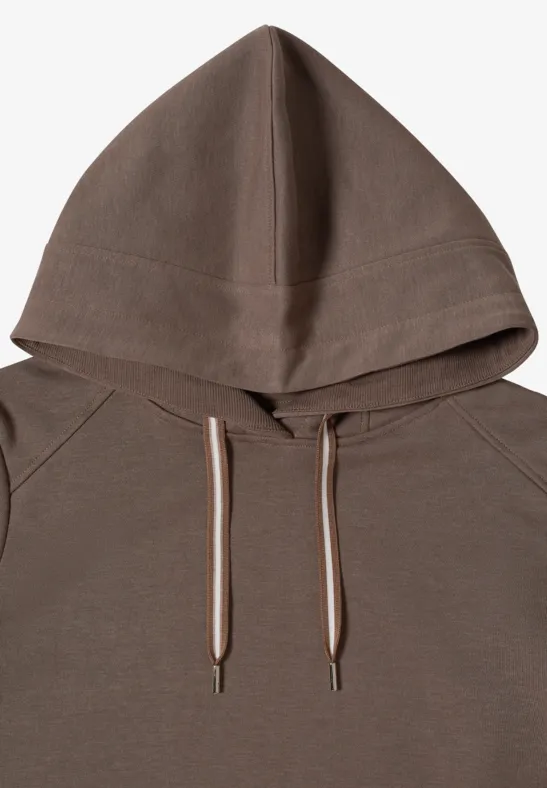 Brauner Kapuzenpullover mit Kängurutasche und kontrastfarbenen Kordeln