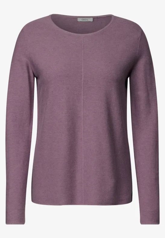 Pull en maille mauve clair, manches longues, col rond et coupe épurée.