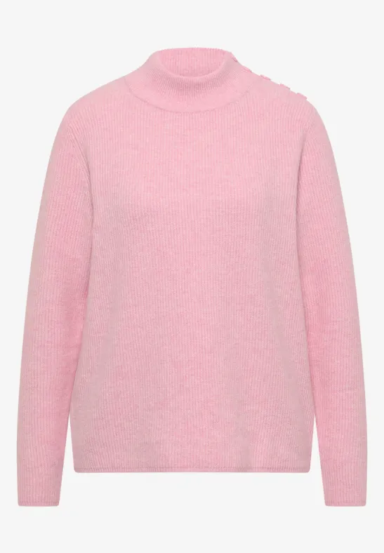Pull en maille rose duveteuse à col montant