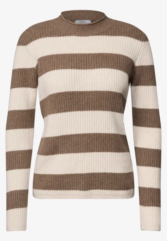 Pull marron et beige à larges rayures horizontales et col rond.