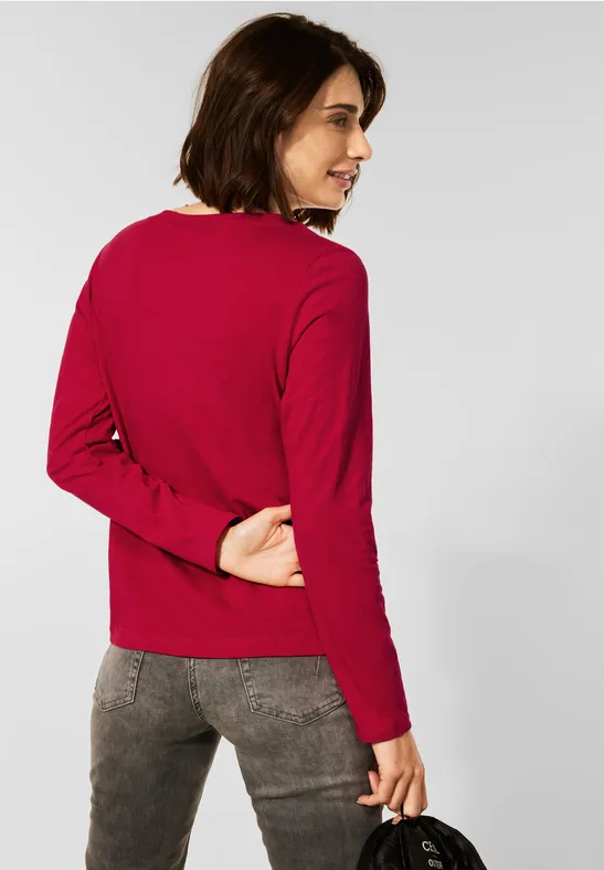 Shirt in Flammgarn cherry red