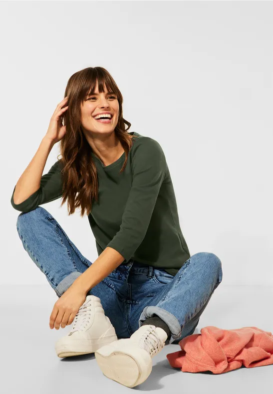 Basic Shirt in Unifarbe utility olive