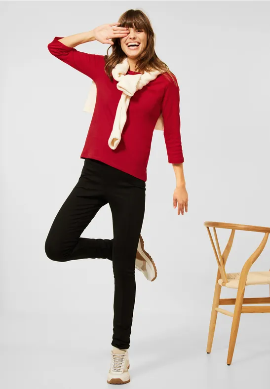 T-shirt basique de couleur unie cherry red