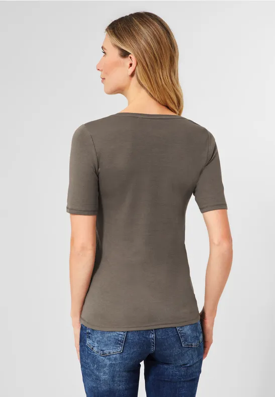 T-Shirt in Unifarbe deep bark brown