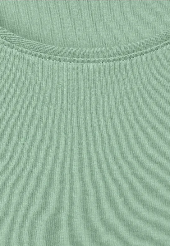 T-Shirt in Unifarbe clear sage green