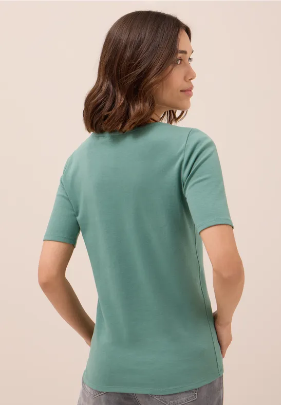 T-Shirt in Unifarbe jewel green