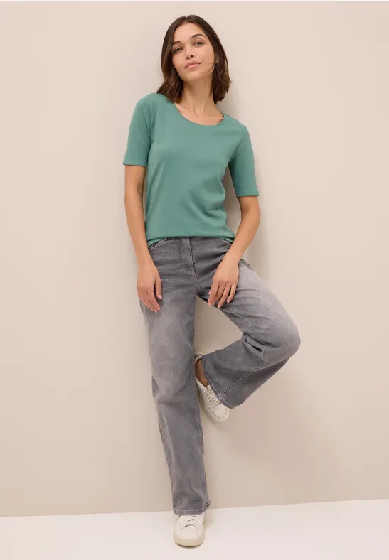 T-Shirt in Unifarbe jewel green
