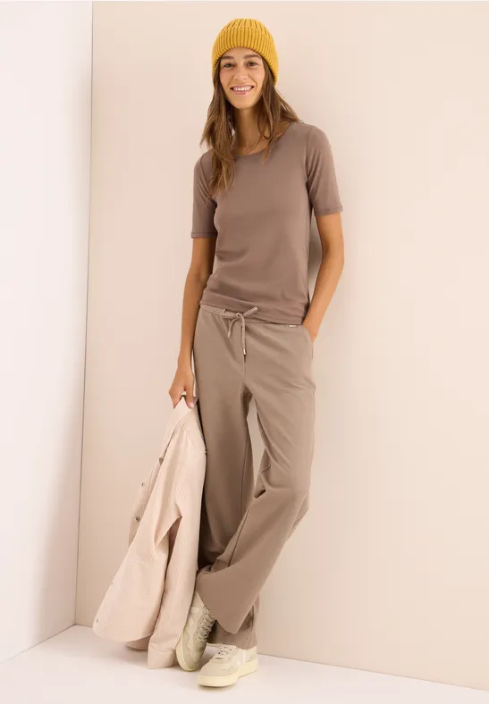 T-Shirt in Unifarbe cocoa taupe