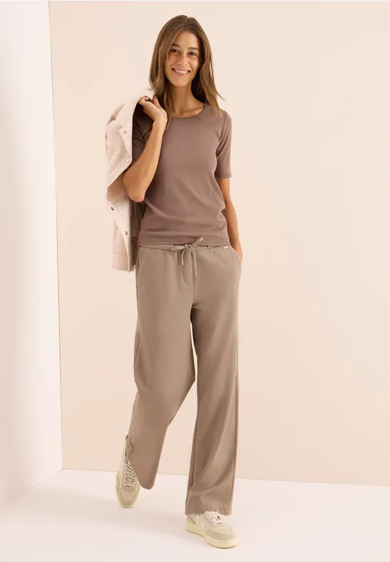 T-Shirt in Unifarbe cocoa taupe