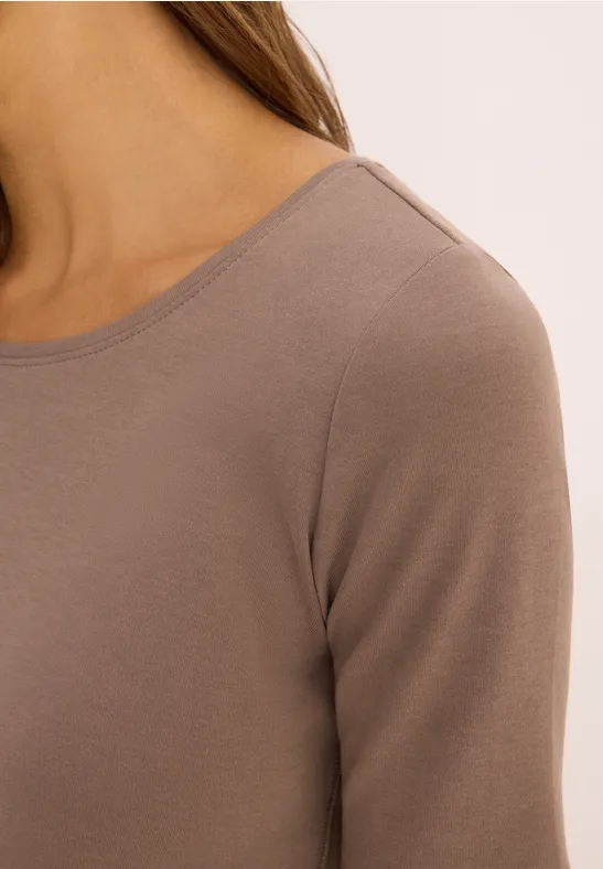 T-Shirt in Unifarbe cocoa taupe