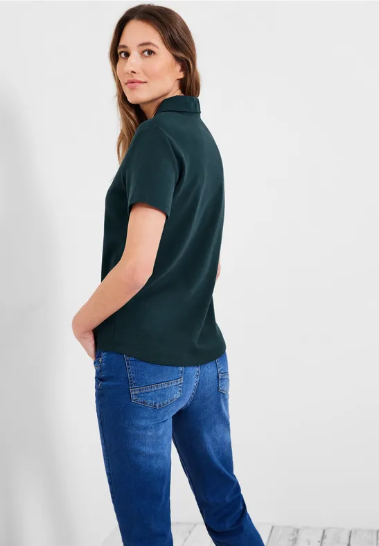Polo basique de couleur unie cypress green
