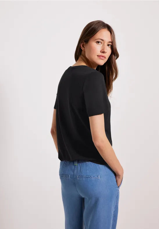 T-Shirt in Unifarbe Black