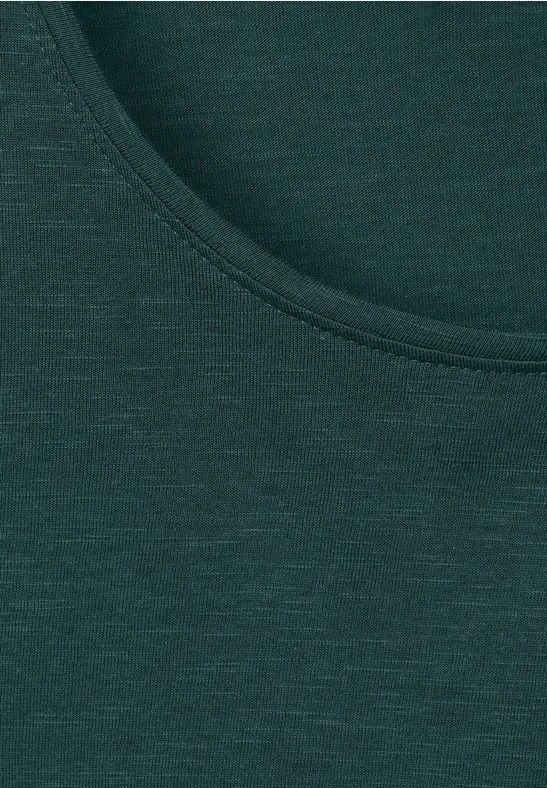 T-shirt in effen kleur cypress green