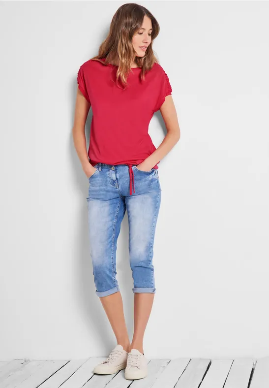 T-Shirt mit Raffdetails strawberry red