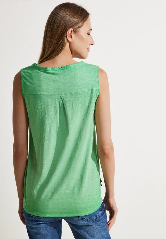 Damentop in Unifarbe fresh green