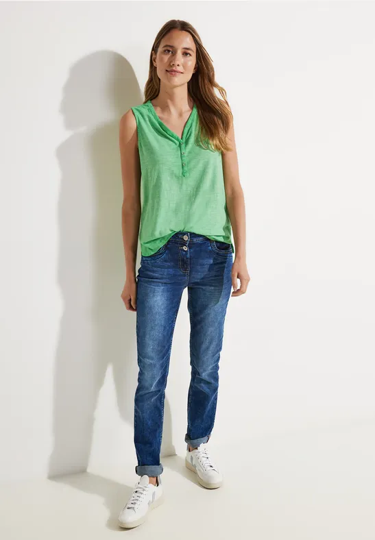 Damentop in Unifarbe fresh green
