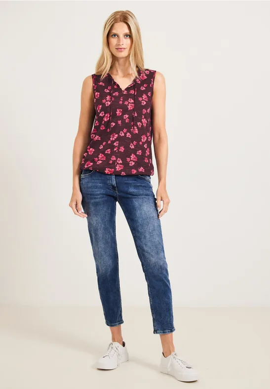 Top met onopvallend patroon wineberry red