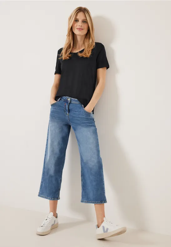 Basic T-shirt met V-hals Black