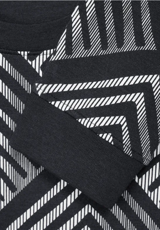 BF_Grafic AOP Shirt Black