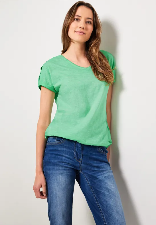 T-shirt in gewassen look fresh green