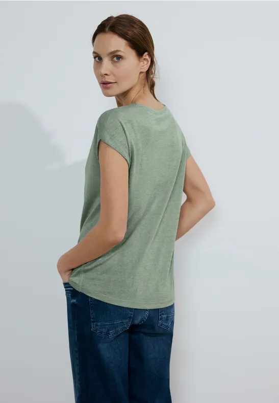 T-shirt in linnenlook soft salvia green