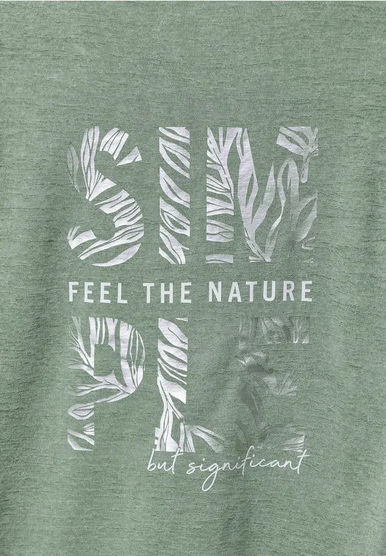 T-shirt in linnenlook soft salvia green
