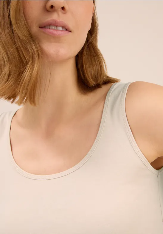 Top basique en couleur unie oat milk beige