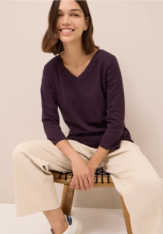 Basic shirt met V-hals eggplant red